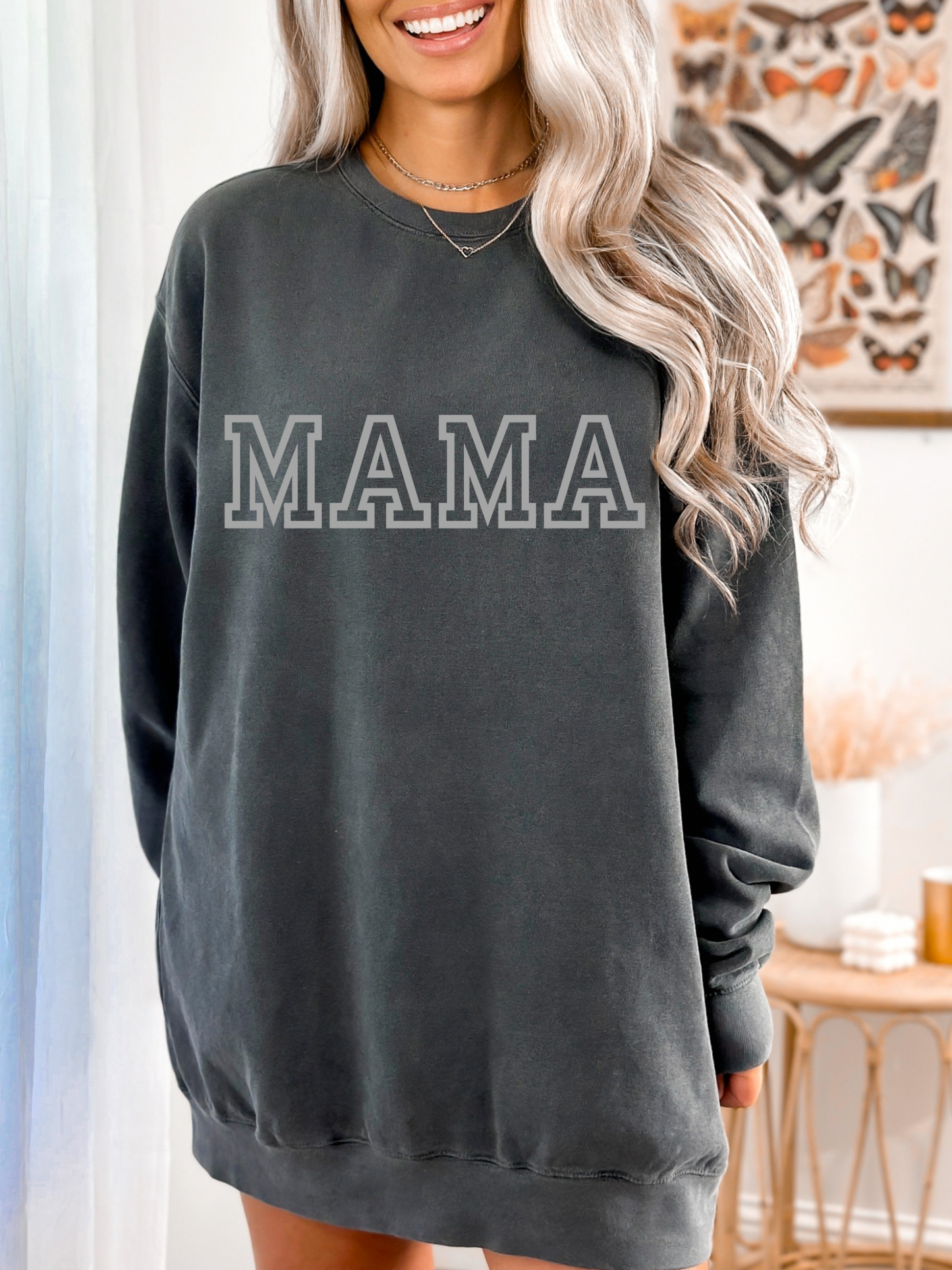 MAMA CREWNECK